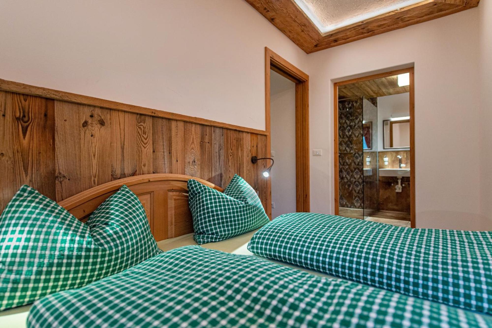 Agriturismo Apartments Tuene St. Ulrich in Gröden Exterior foto